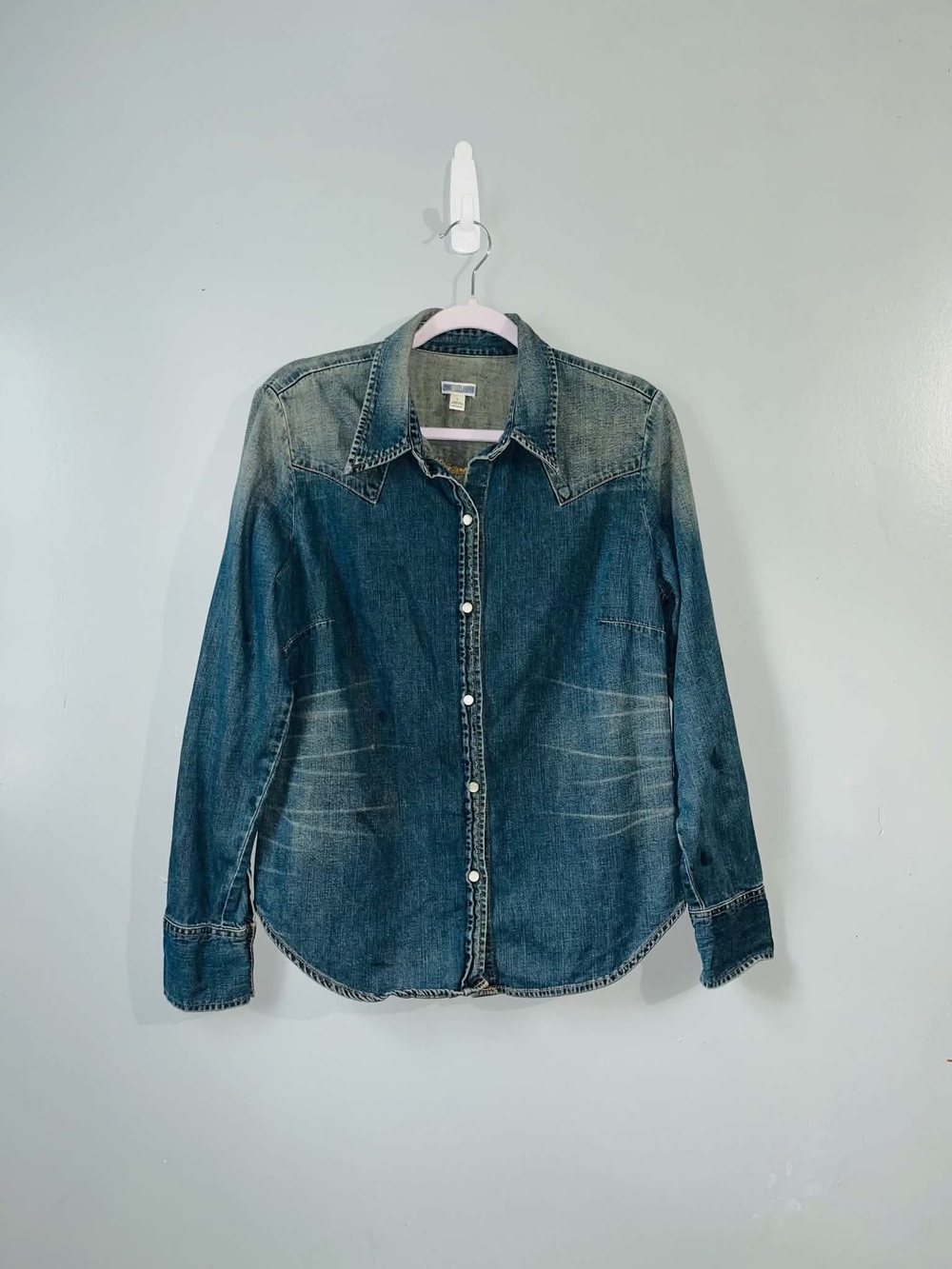 GAP Denim Button-Up Shirt in Faded Blue